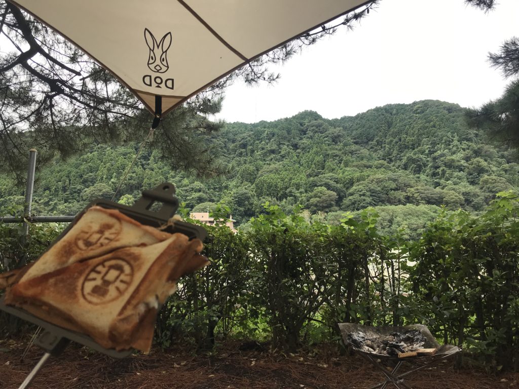キャンプ朝飯 (2)